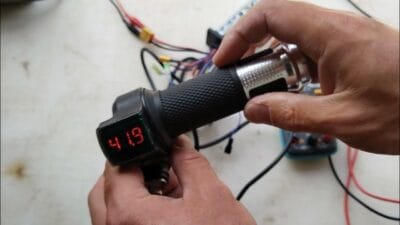 Ремонт ручки газа электроскутера